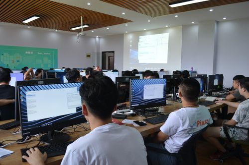 达内科技 都培训什么