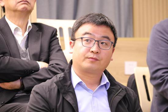 薄胜哪个大学的