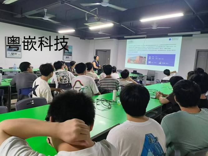 粤嵌的前端怎么样