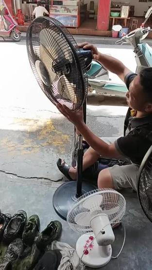 风扇的外壳烂了怎么修