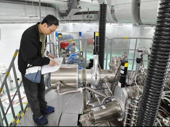 国产离子回旋加热系统研制成功