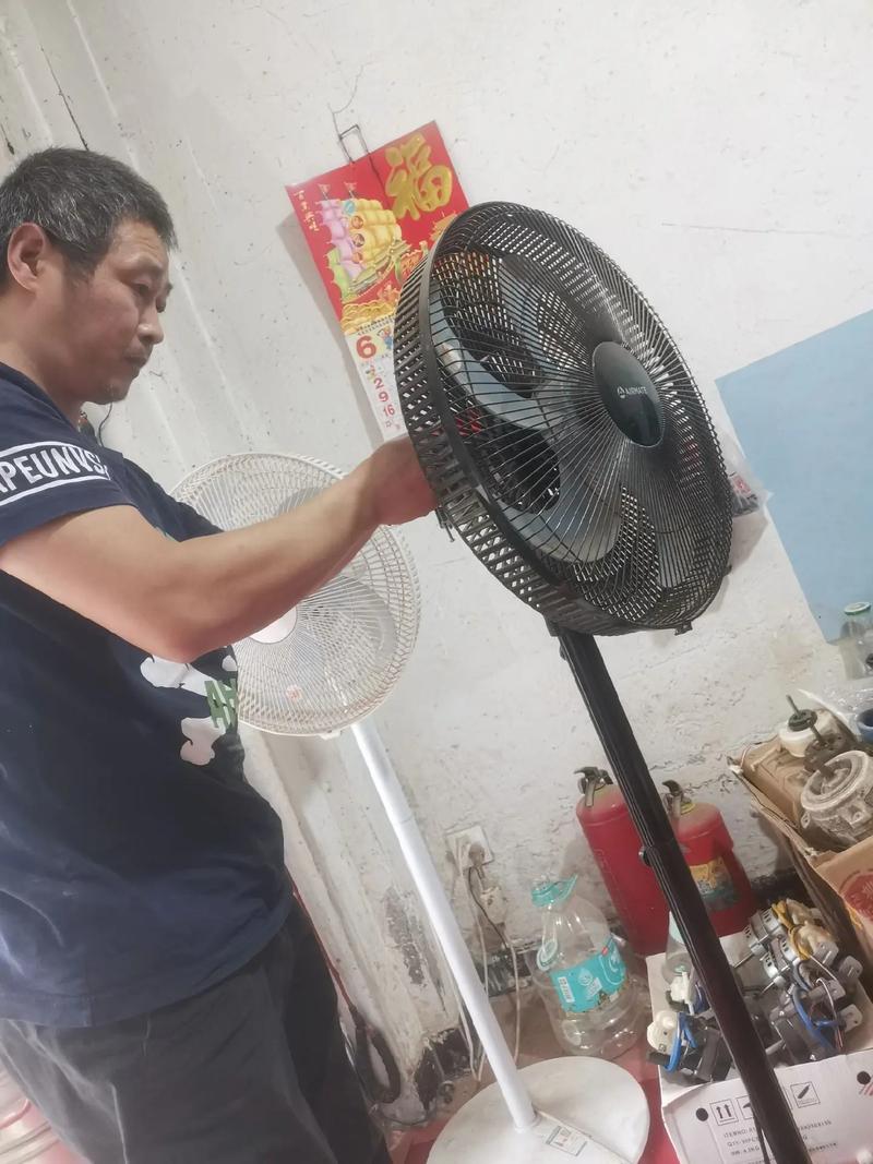 无叶小电风扇怎么修