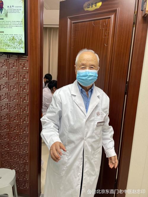 北外宁强教授在敦煌突发疾病逝世