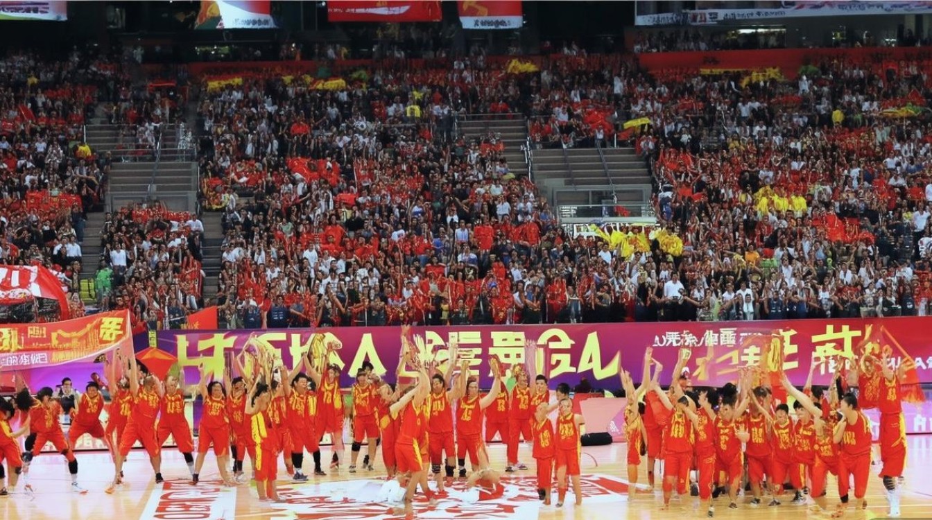 广东女篮力克四川夺得金牌
